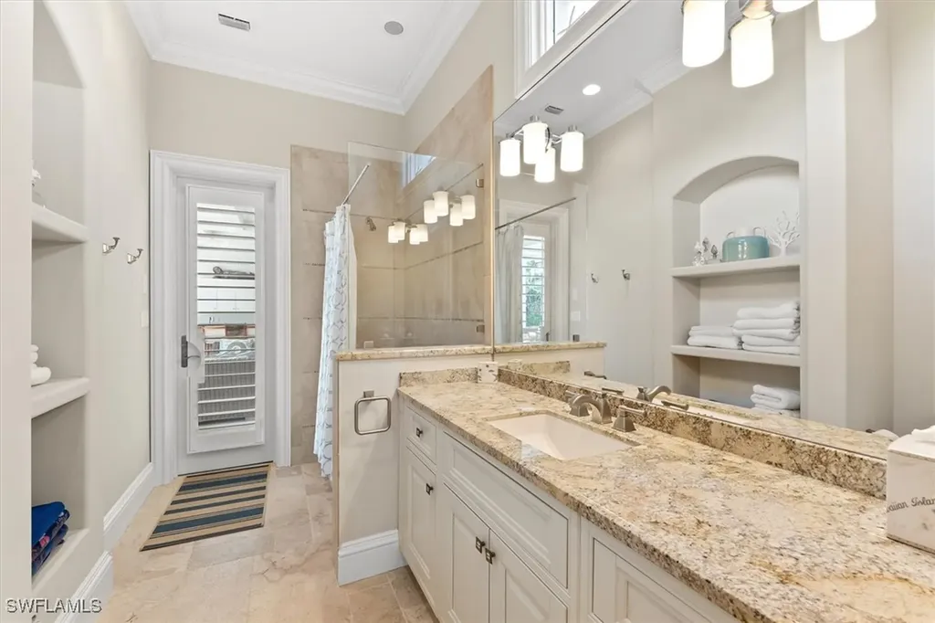 173 9th Avenue S Naples FL 34102