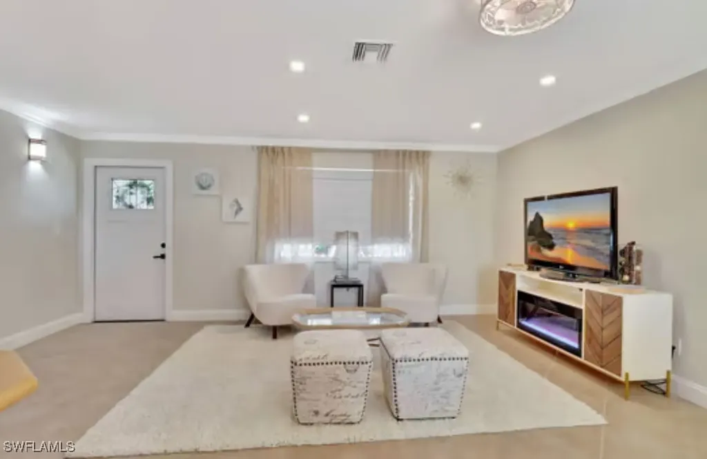 116 Capri Boulevard Naples FL 34113