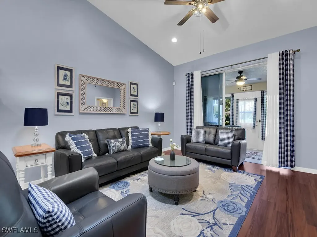 6188 Mandalay Circle Naples FL 34112