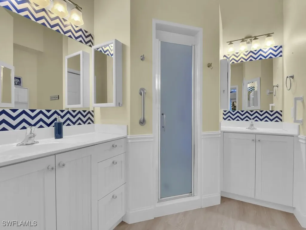6188 Mandalay Circle Naples FL 34112