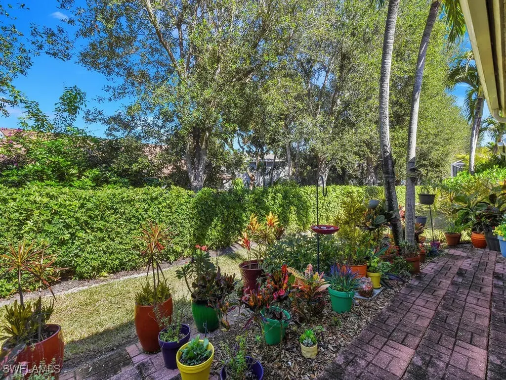 6188 Mandalay Circle Naples FL 34112