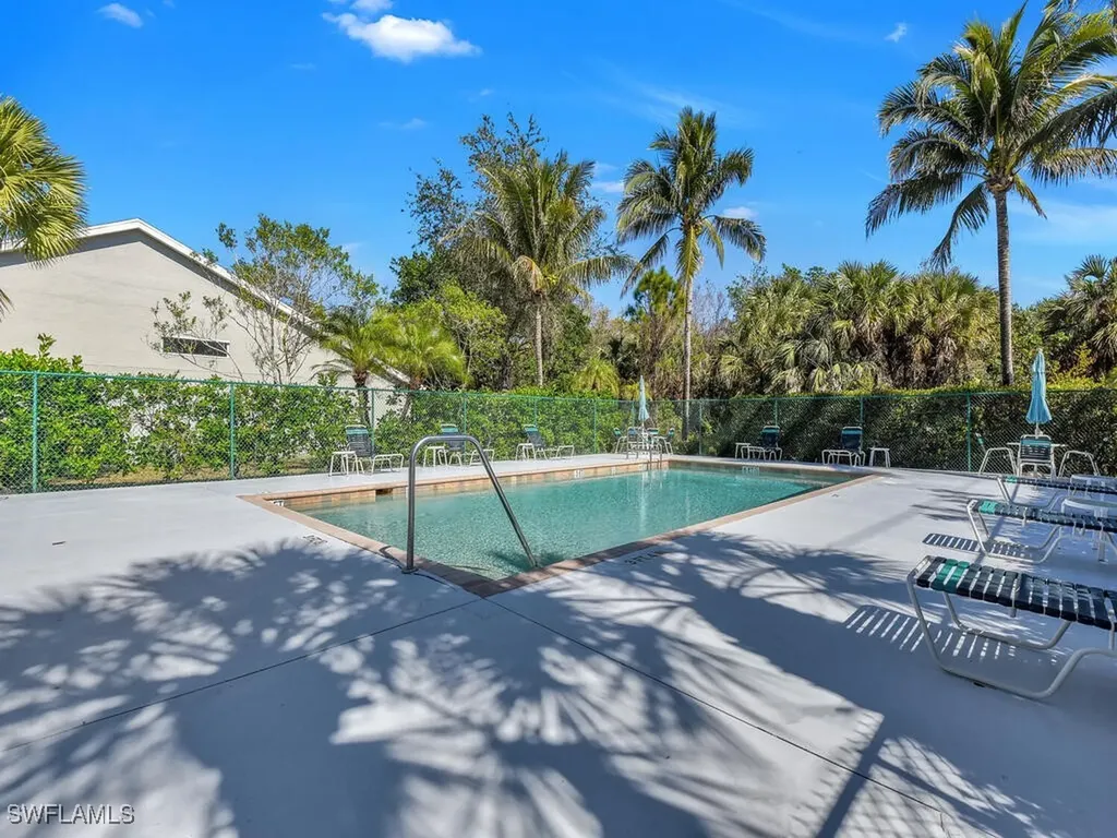 6188 Mandalay Circle Naples FL 34112