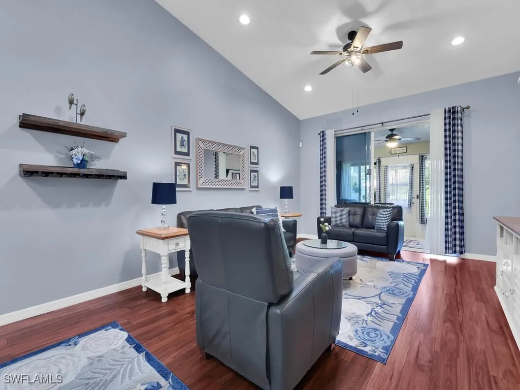 6188 Mandalay Circle Naples FL 34112