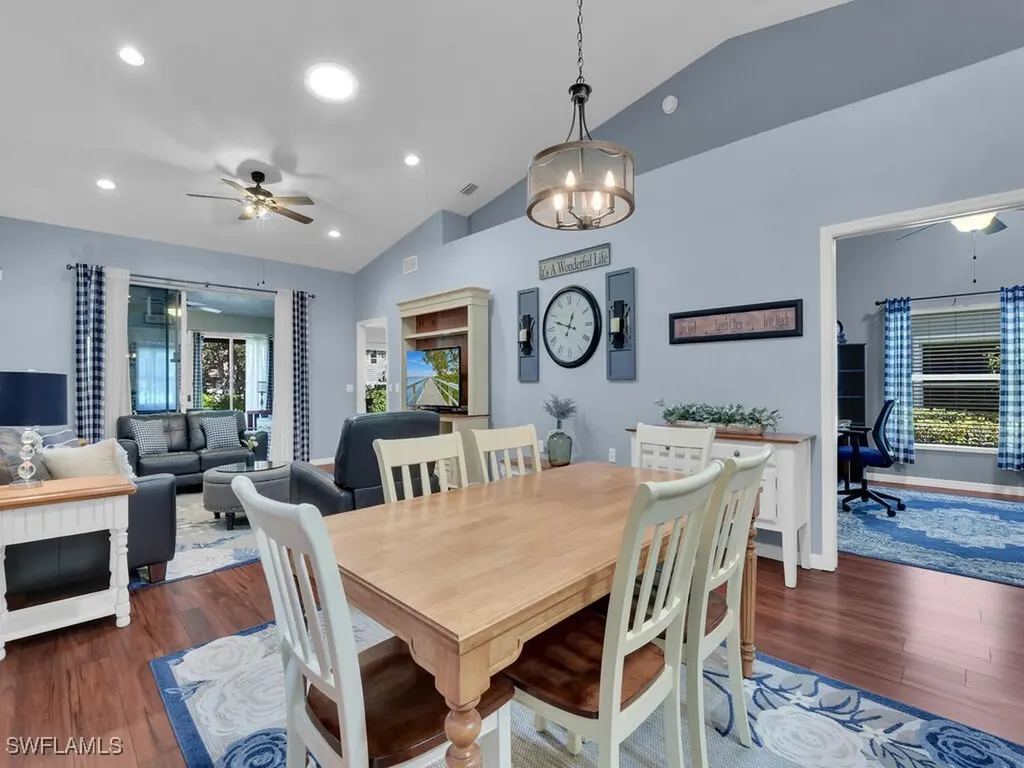 6188 Mandalay Circle Naples FL 34112