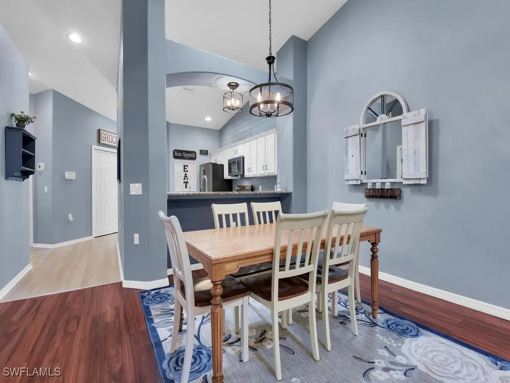 6188 Mandalay Circle Naples FL 34112