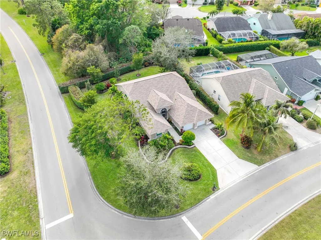 744 Belville Boulevard Naples FL 34104