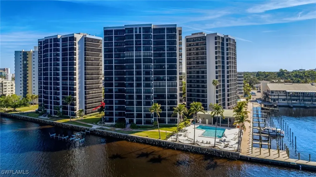 1910 Virginia Avenue Fort Myers FL 33901