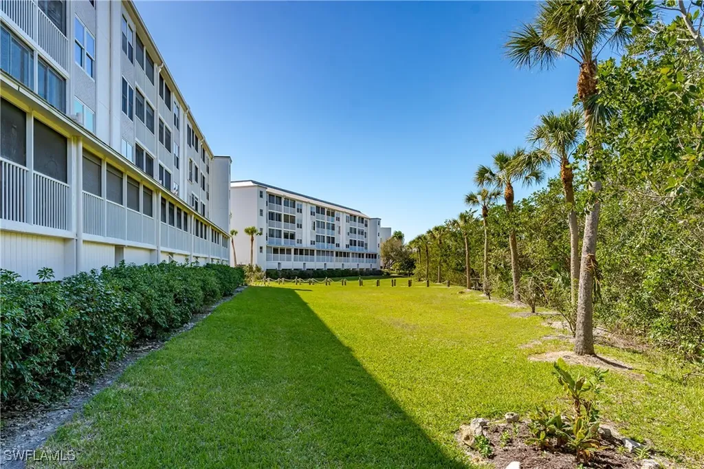 300 Stevens Landing Drive Marco Island FL 34145