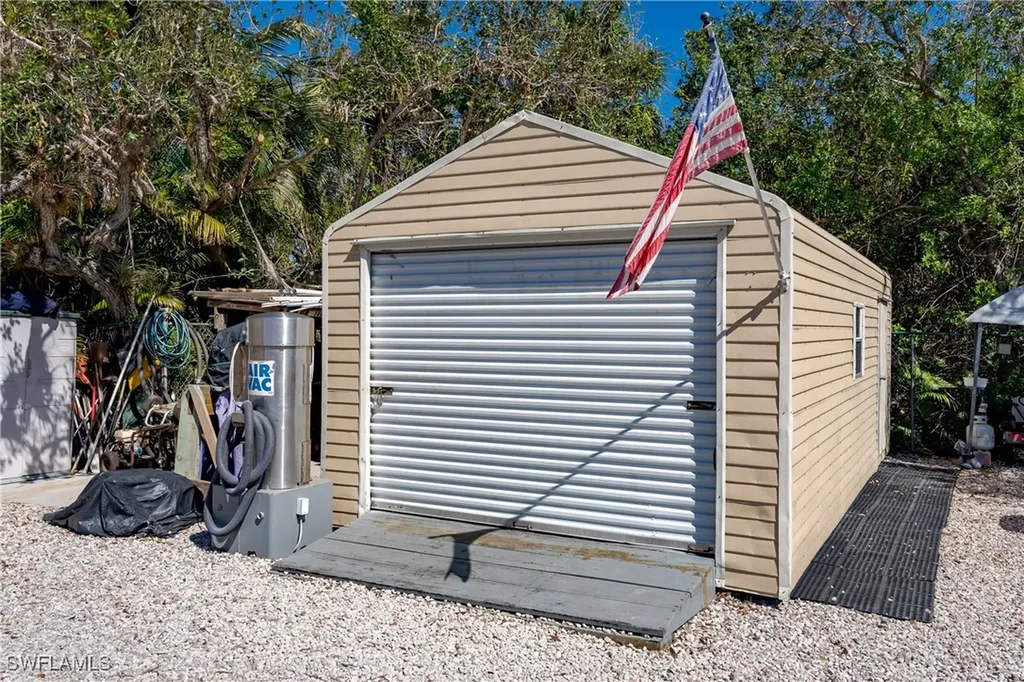 300 Stevens Landing Drive Marco Island FL 34145