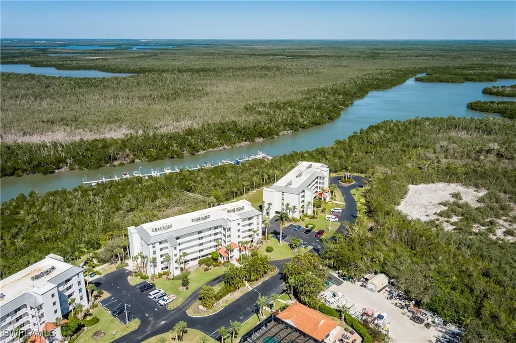 300 Stevens Landing Drive Marco Island FL 34145