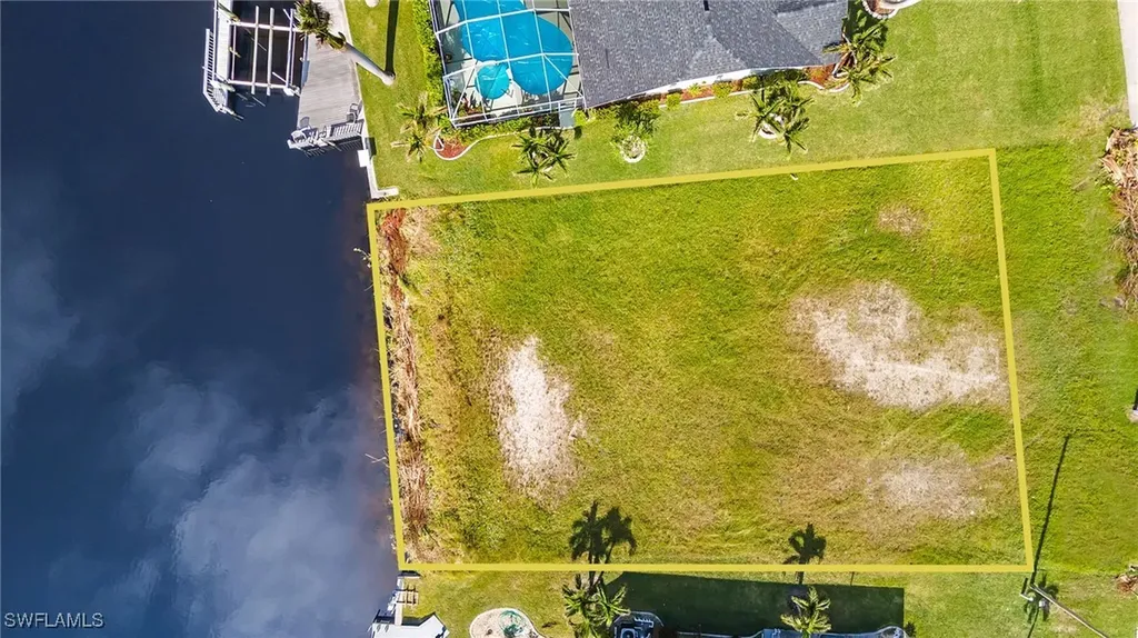 3308 SW 25th Place Cape Coral FL 33914