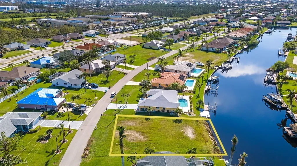 3308 SW 25th Place Cape Coral FL 33914