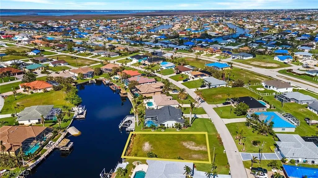 3308 SW 25th Place Cape Coral FL 33914