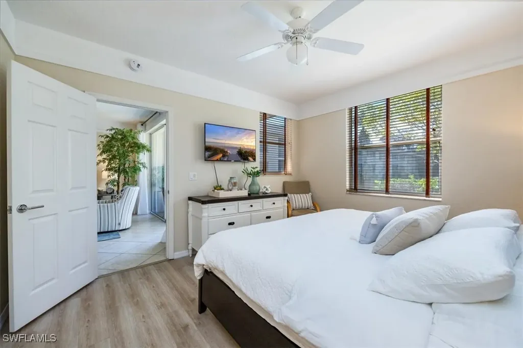 3235 Cypress Glen Way Naples FL 34109