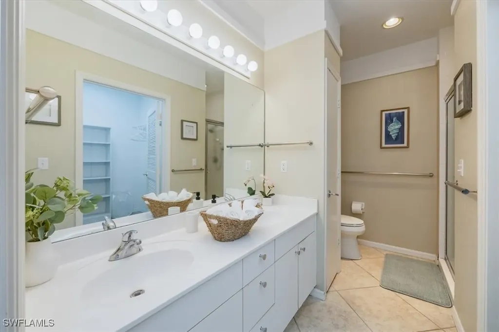 3235 Cypress Glen Way Naples FL 34109