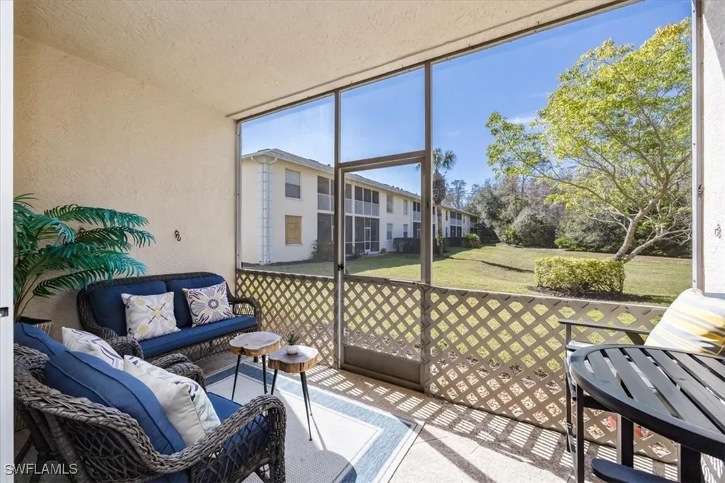 3235 Cypress Glen Way Naples FL 34109