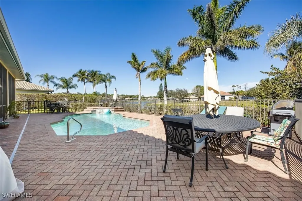 3984 Stonesthrow Court Naples FL 34109