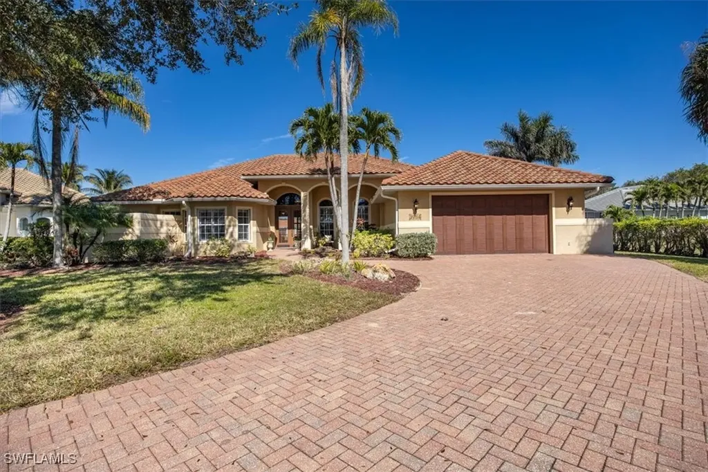 3984 Stonesthrow Court Naples FL 34109