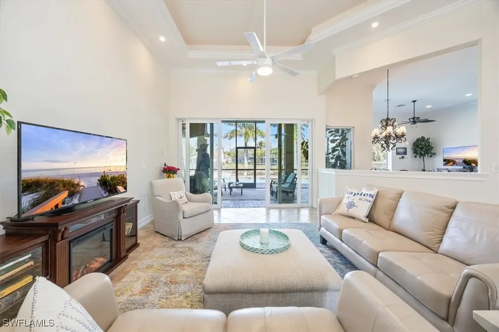 3984 Stonesthrow Court Naples FL 34109