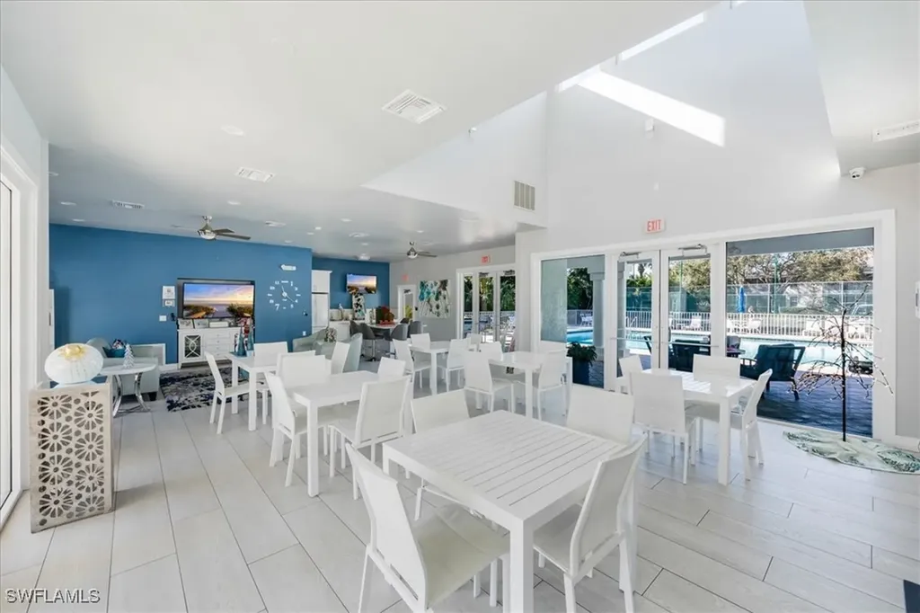 3984 Stonesthrow Court Naples FL 34109