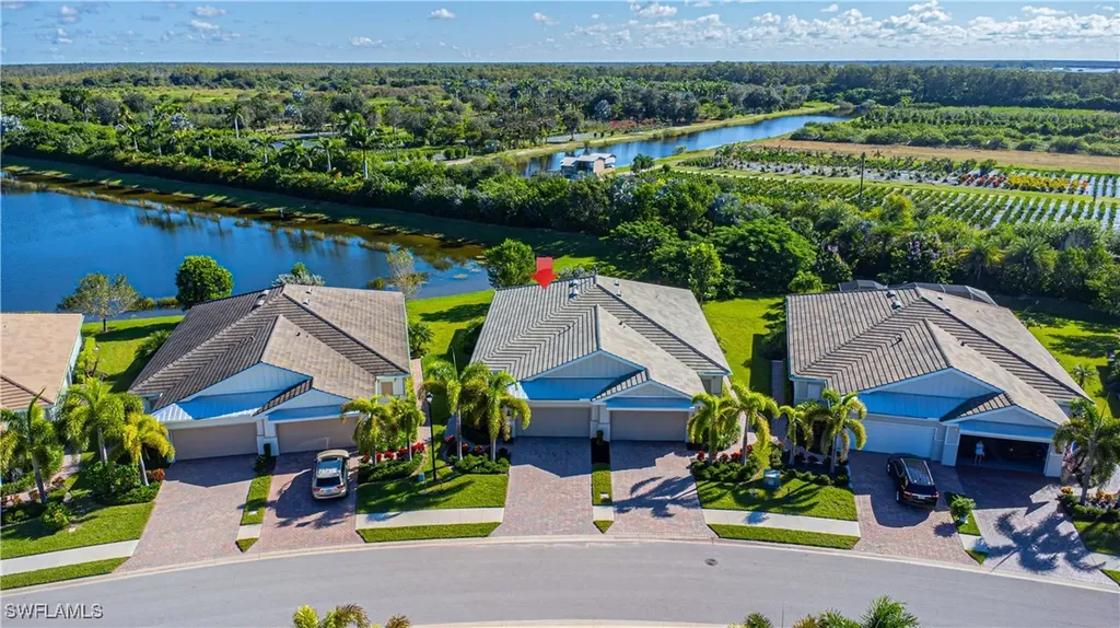 14635 Edgewater Circle Naples FL 34114