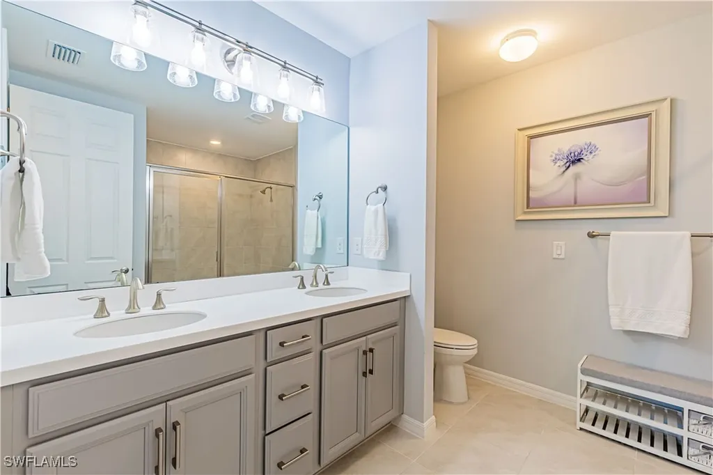14635 Edgewater Circle Naples FL 34114