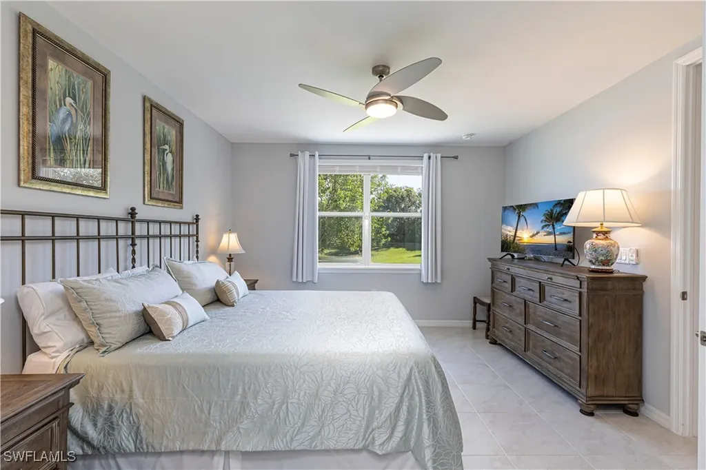 14635 Edgewater Circle Naples FL 34114