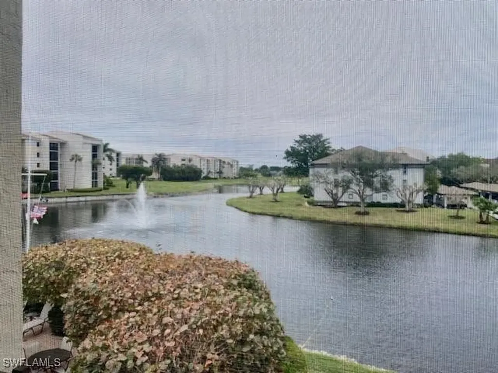 4240 Steamboat Bend Fort Myers FL 33919