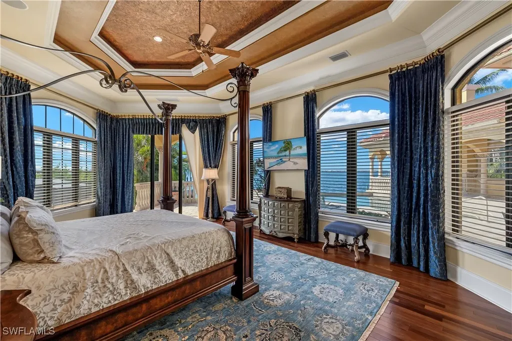 2704 Shriver Drive Fort Myers FL 33901