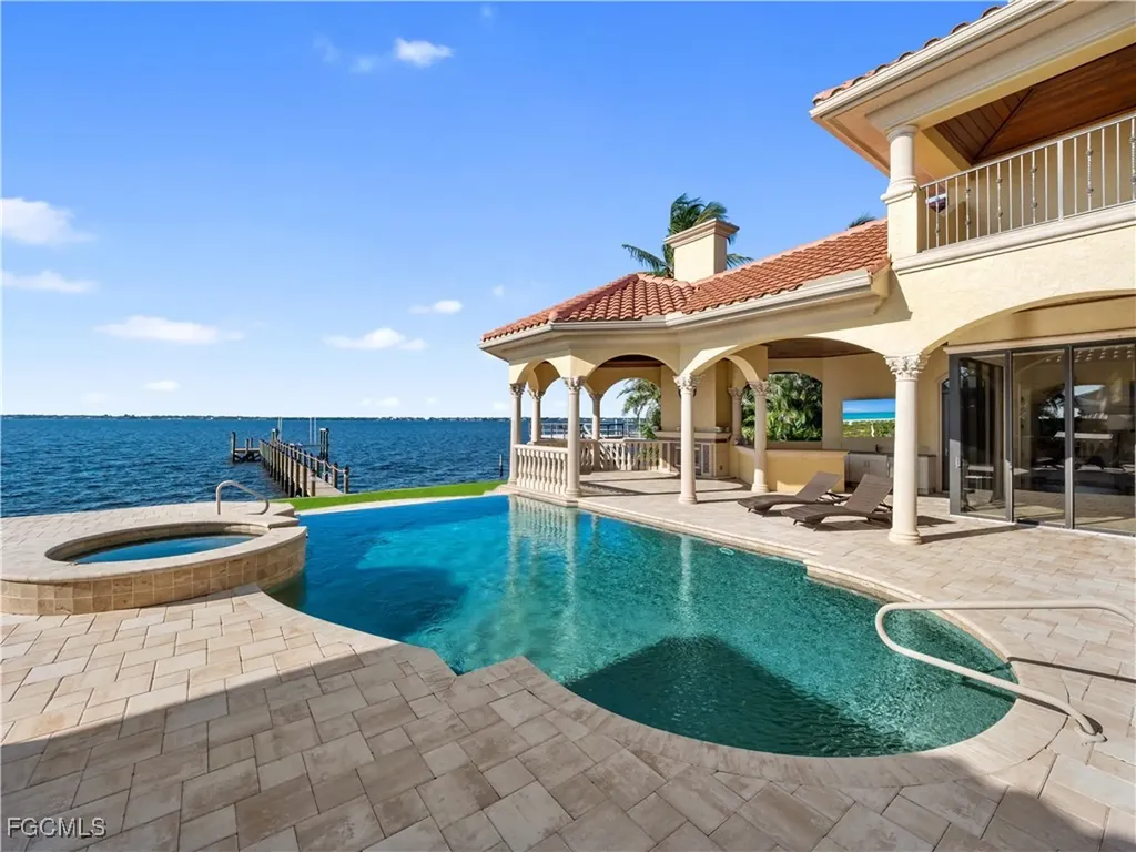2704 Shriver Drive Fort Myers FL 33901