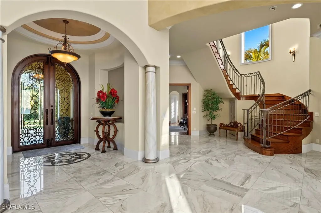 2704 Shriver Drive Fort Myers FL 33901