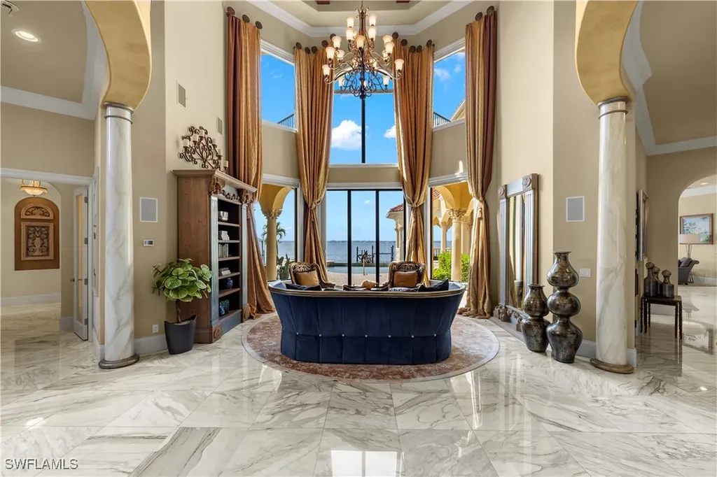 2704 Shriver Drive Fort Myers FL 33901