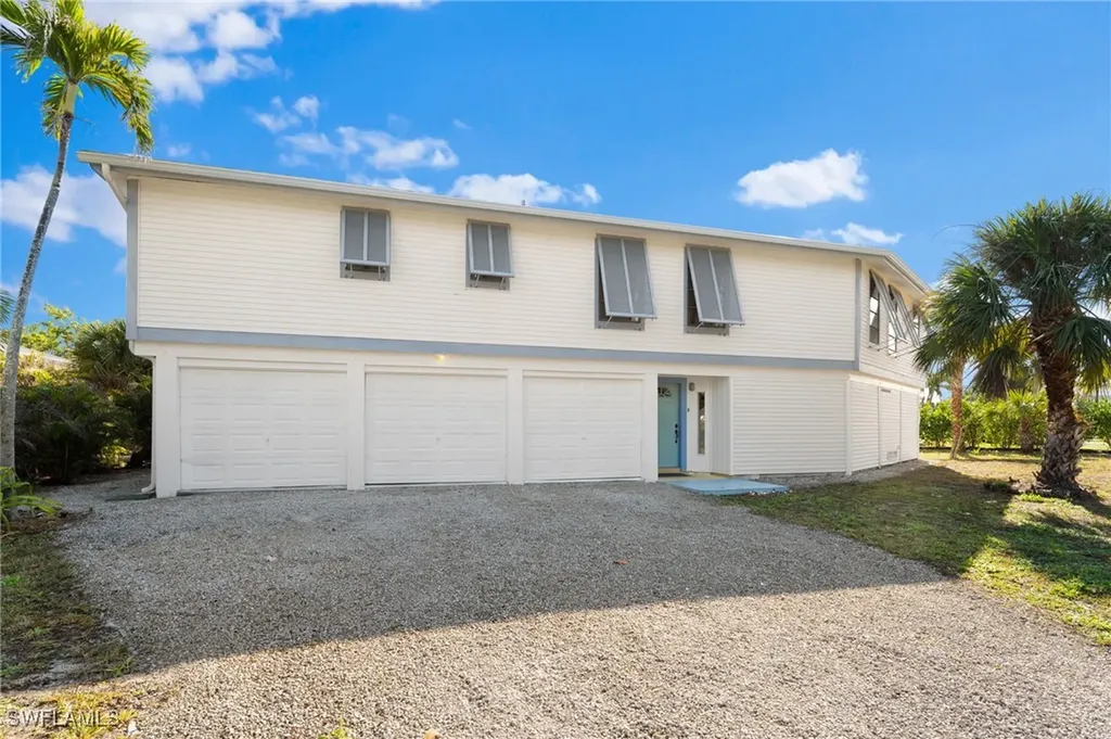 662 E Rocks Drive Sanibel FL 33957