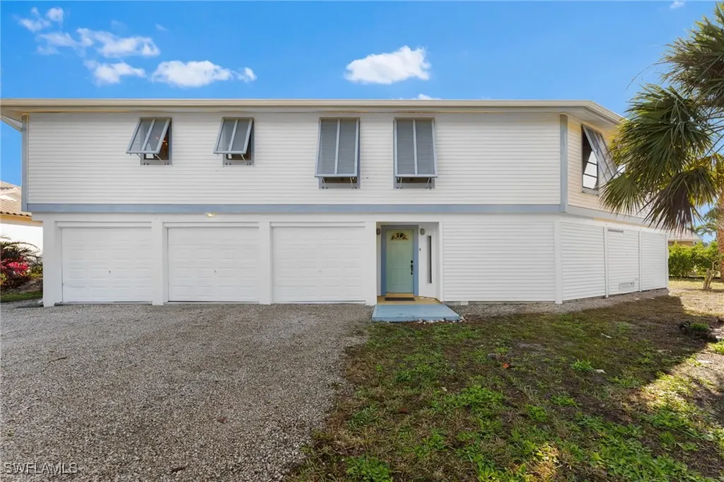 662 E Rocks Drive Sanibel FL 33957