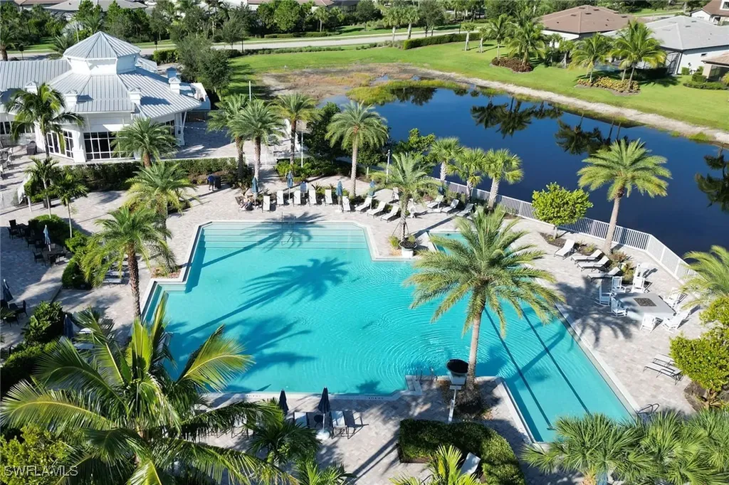 8923 Burrowing Owl Court Naples FL 34120