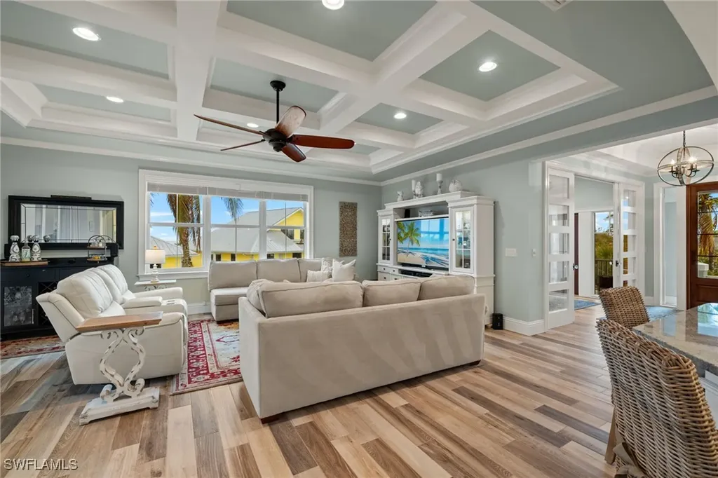 1114 Seagrape Lane Sanibel FL 33957