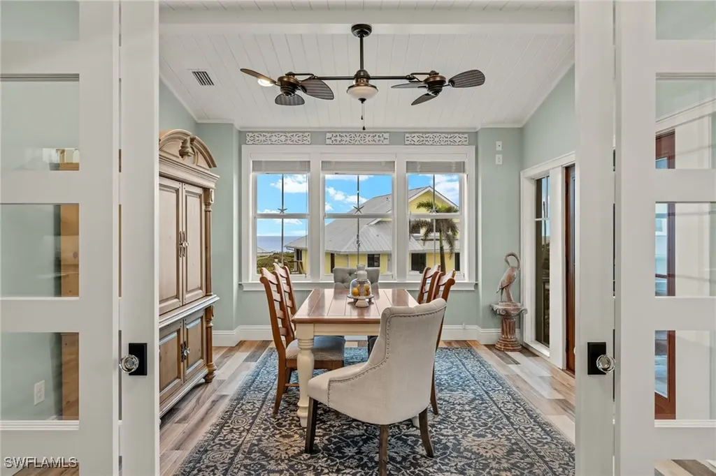 1114 Seagrape Lane Sanibel FL 33957
