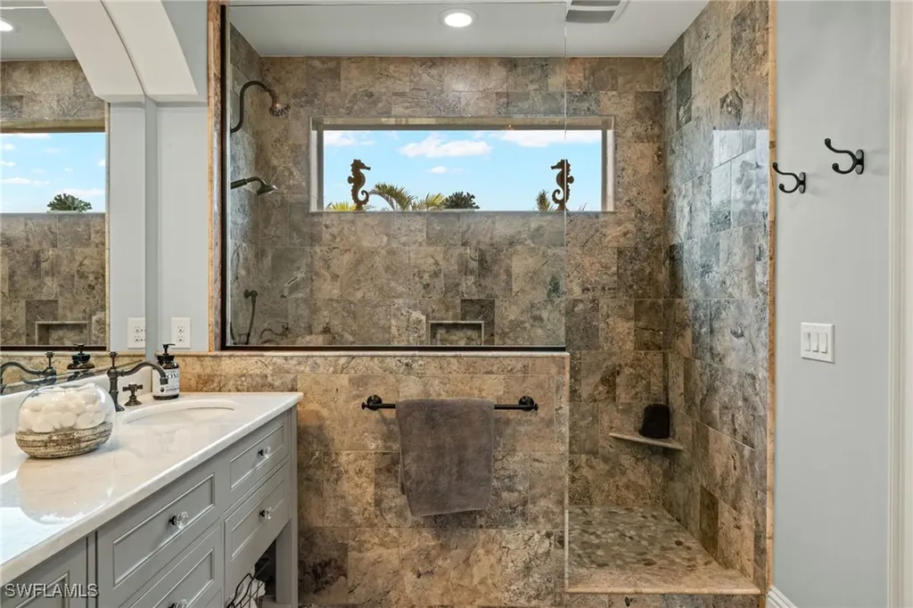 1114 Seagrape Lane Sanibel FL 33957