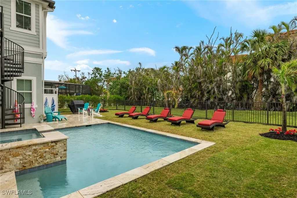1114 Seagrape Lane Sanibel FL 33957