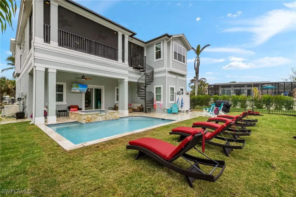 1114 Seagrape Lane Sanibel FL 33957