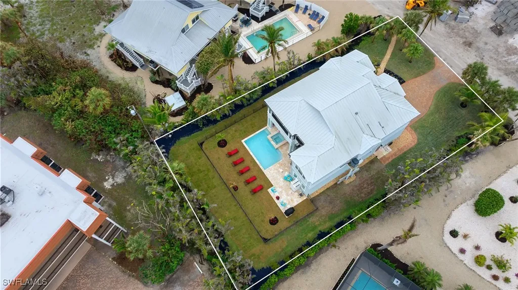 1114 Seagrape Lane Sanibel FL 33957