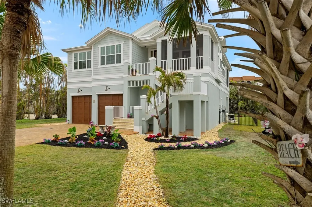 1114 Seagrape Lane Sanibel FL 33957