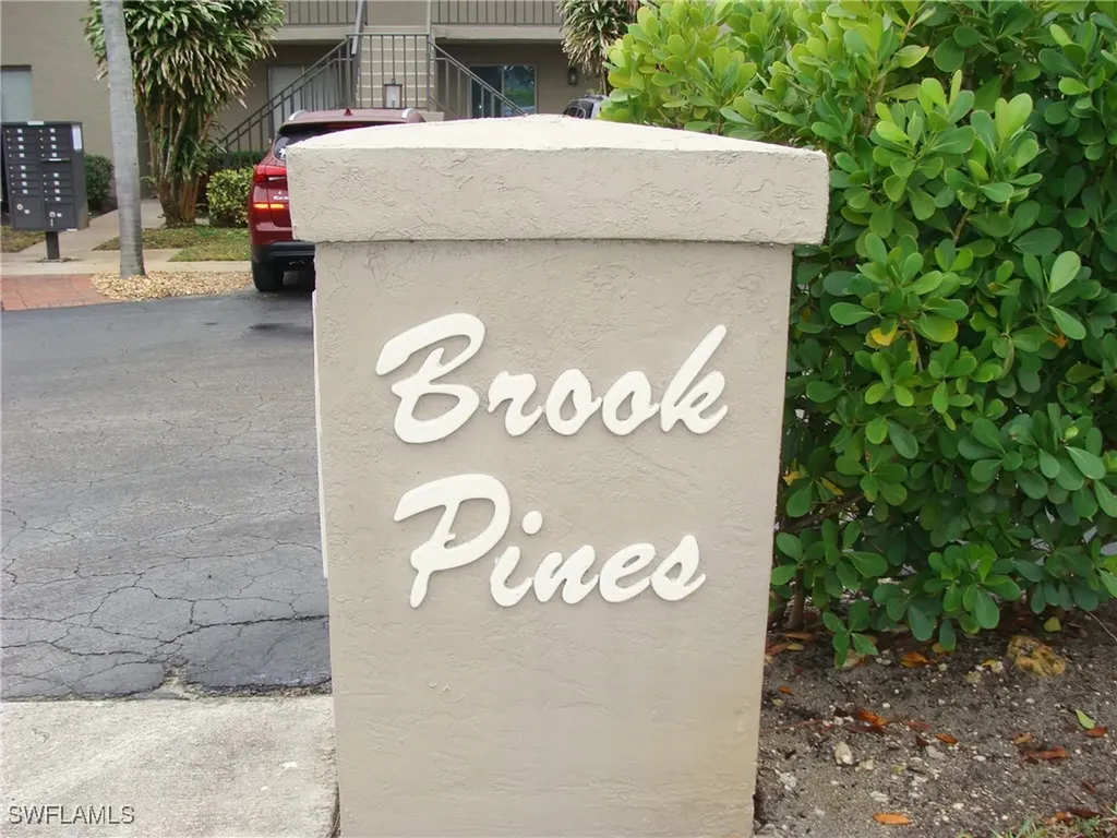 5693 Rattlesnake Hamm Road Naples FL 34113