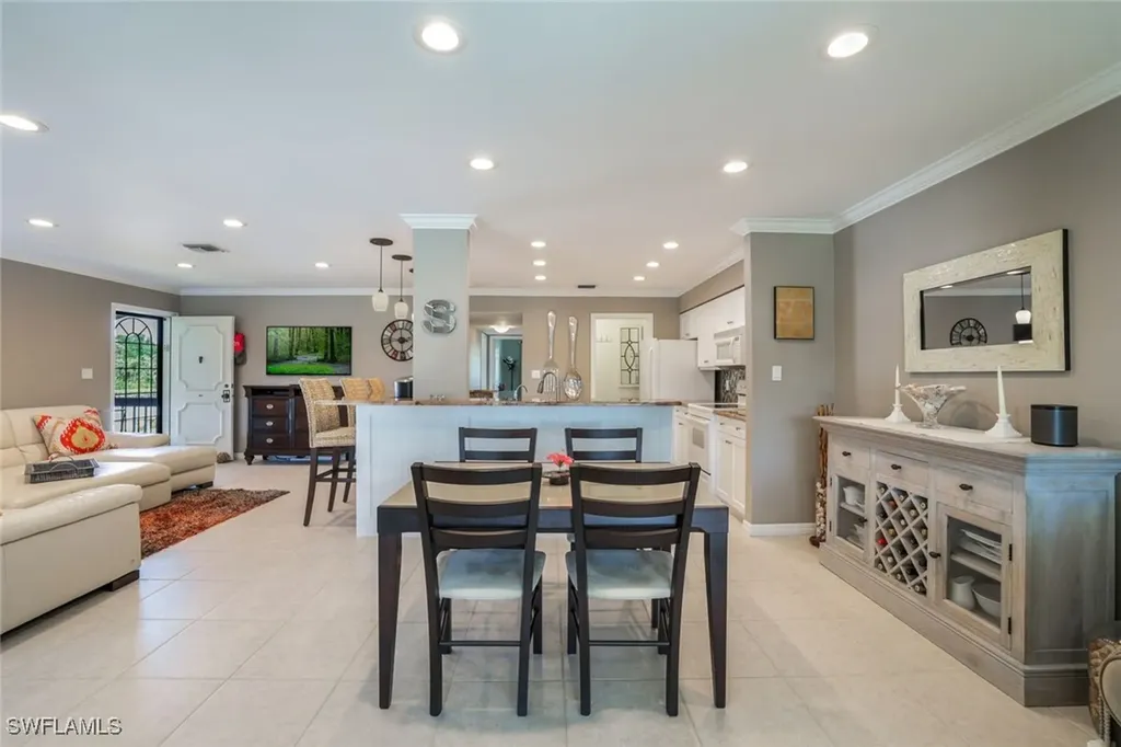 4150 Belair Lane Naples FL 34103