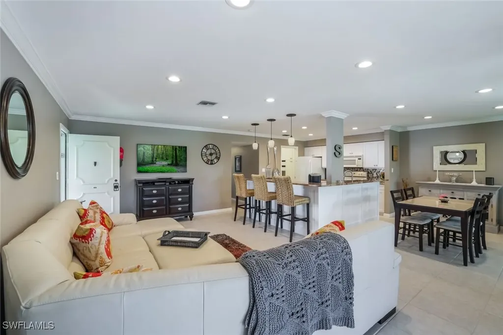 4150 Belair Lane Naples FL 34103
