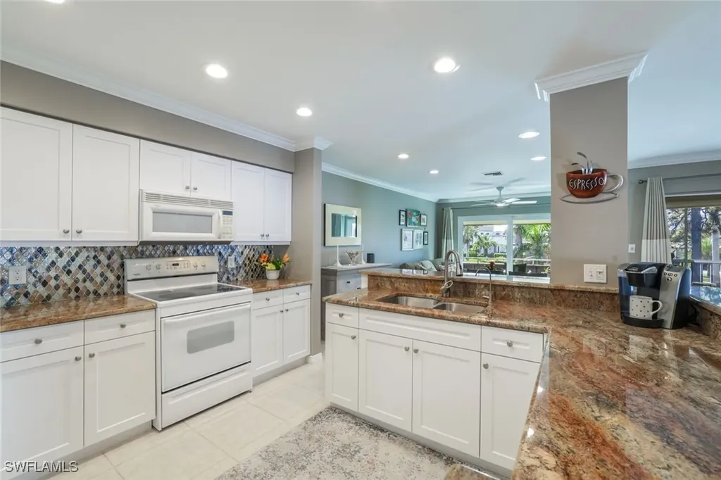 4150 Belair Lane Naples FL 34103