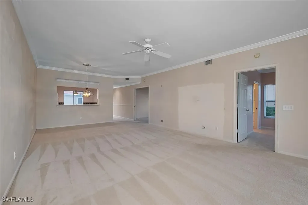 700 Saratoga Circle Naples FL 34104