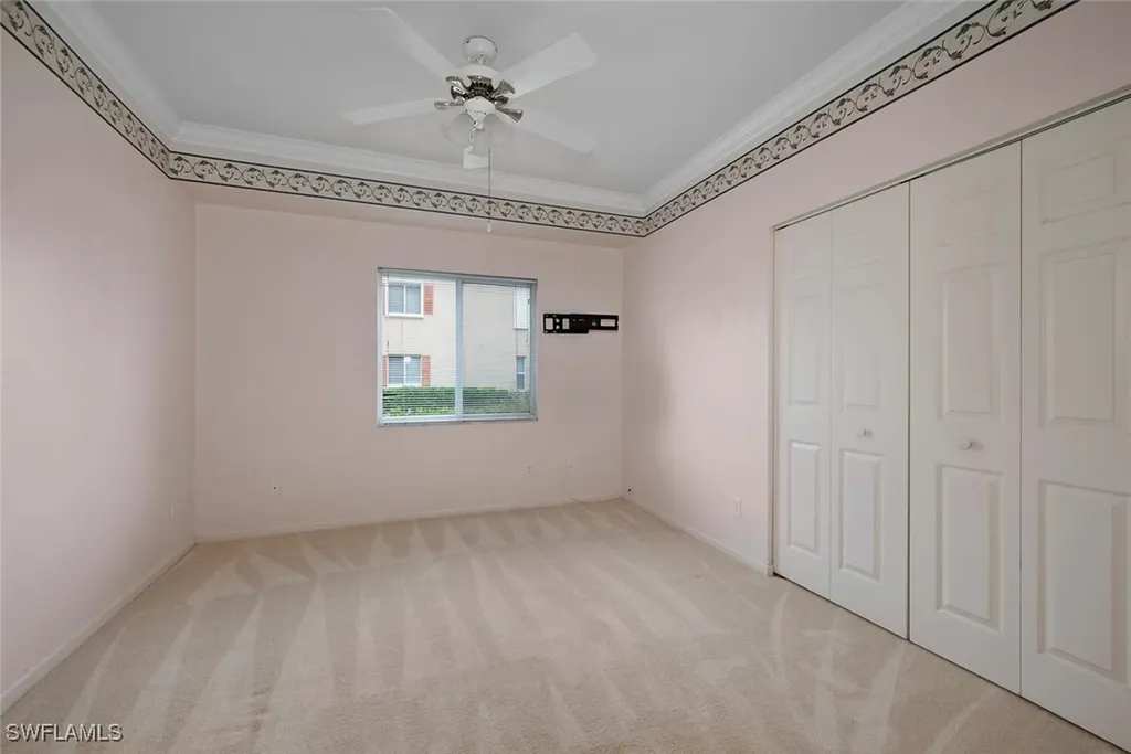 700 Saratoga Circle Naples FL 34104
