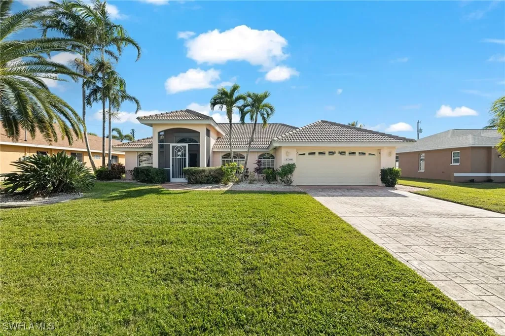 1706 SE 19th Lane Cape Coral FL 33990
