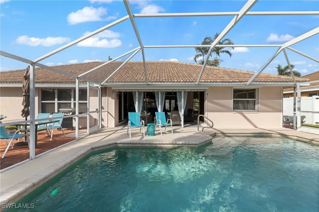 1706 SE 19th Lane Cape Coral FL 33990